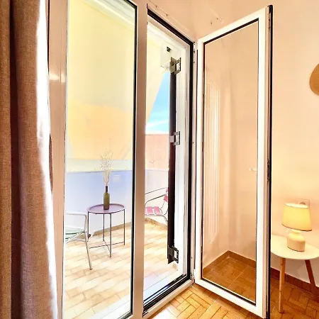 בית נופש Kostas House - Acharavi *